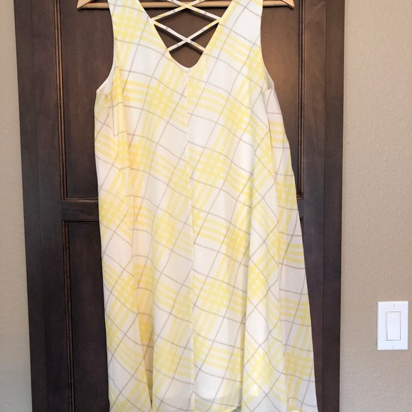 Yellow Plaid dress - Picture 3 of 5